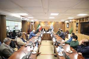 دیدار رییس دانشگاه علوم پزشکی شیراز با مدیران و کارکنان گزینش دانشگاه